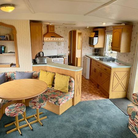 Snowdon Bay - North Wales - Stunning Llyn Peninsula Mountain & Ocean Views - Wilde Retreats Villa Pwllheli Bagian luar foto