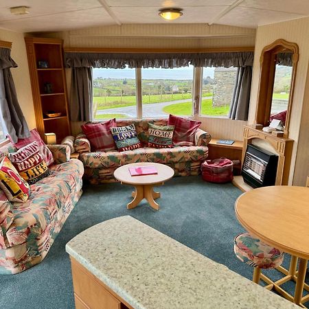 Snowdon Bay - North Wales - Stunning Llyn Peninsula Mountain & Ocean Views - Wilde Retreats Villa Pwllheli Bagian luar foto